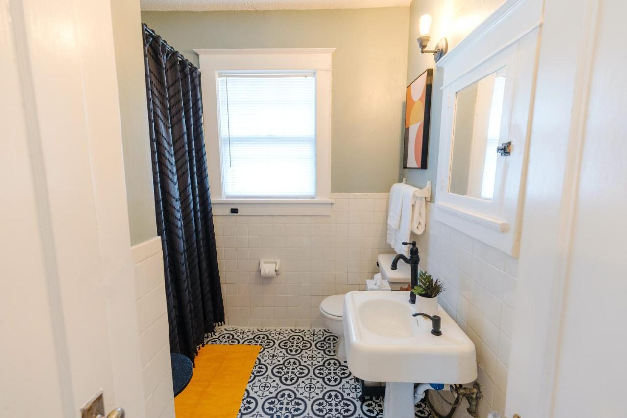 Historic Revival 2Br Midtown Memphis Free Parking Fast Wifi Free Parking Yes Pets Villa Екстериор снимка